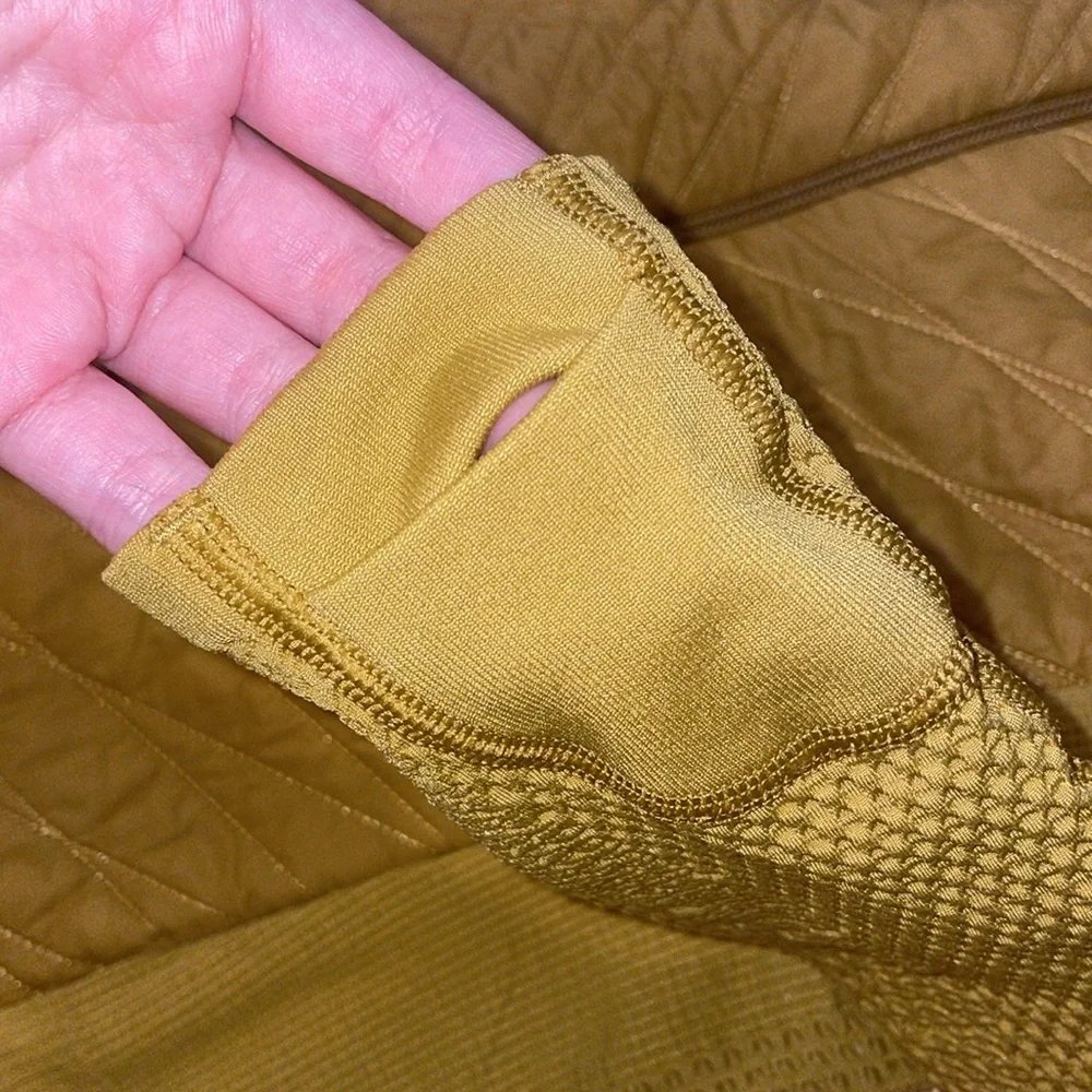 Athleta gold athletic